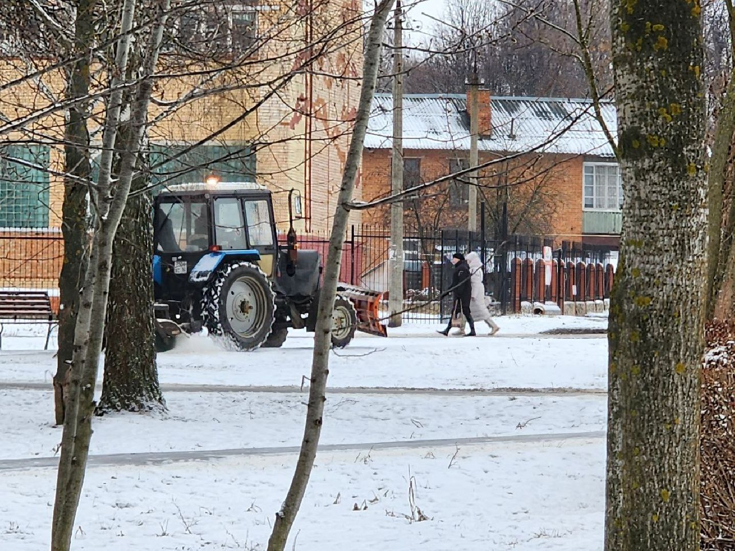 серебряные пруды, благоустройство, мбу бдх, уборка тротуаров,