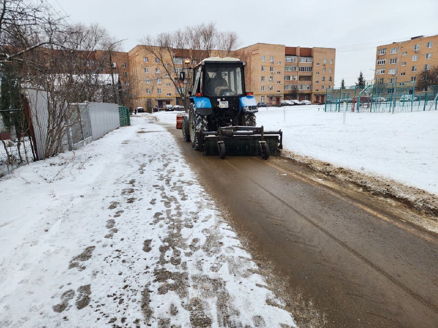 серебряные пруды, благоустройство, мбу бдх, уборка тротуаров,