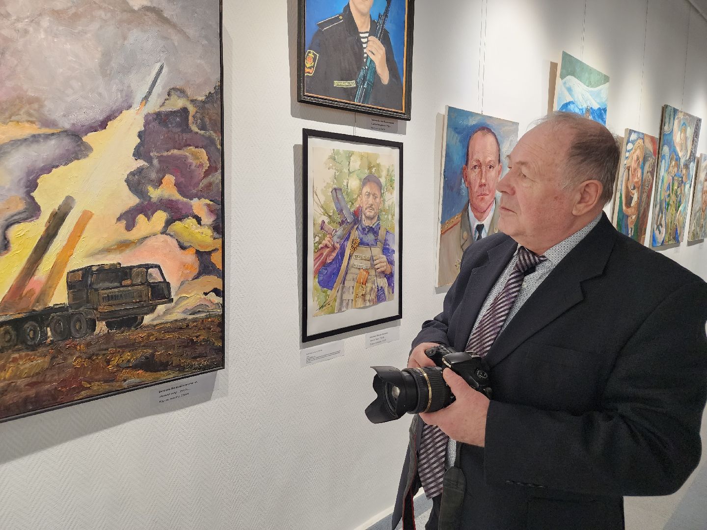 вертикалки, сво, выставка художников, орехово зуево,