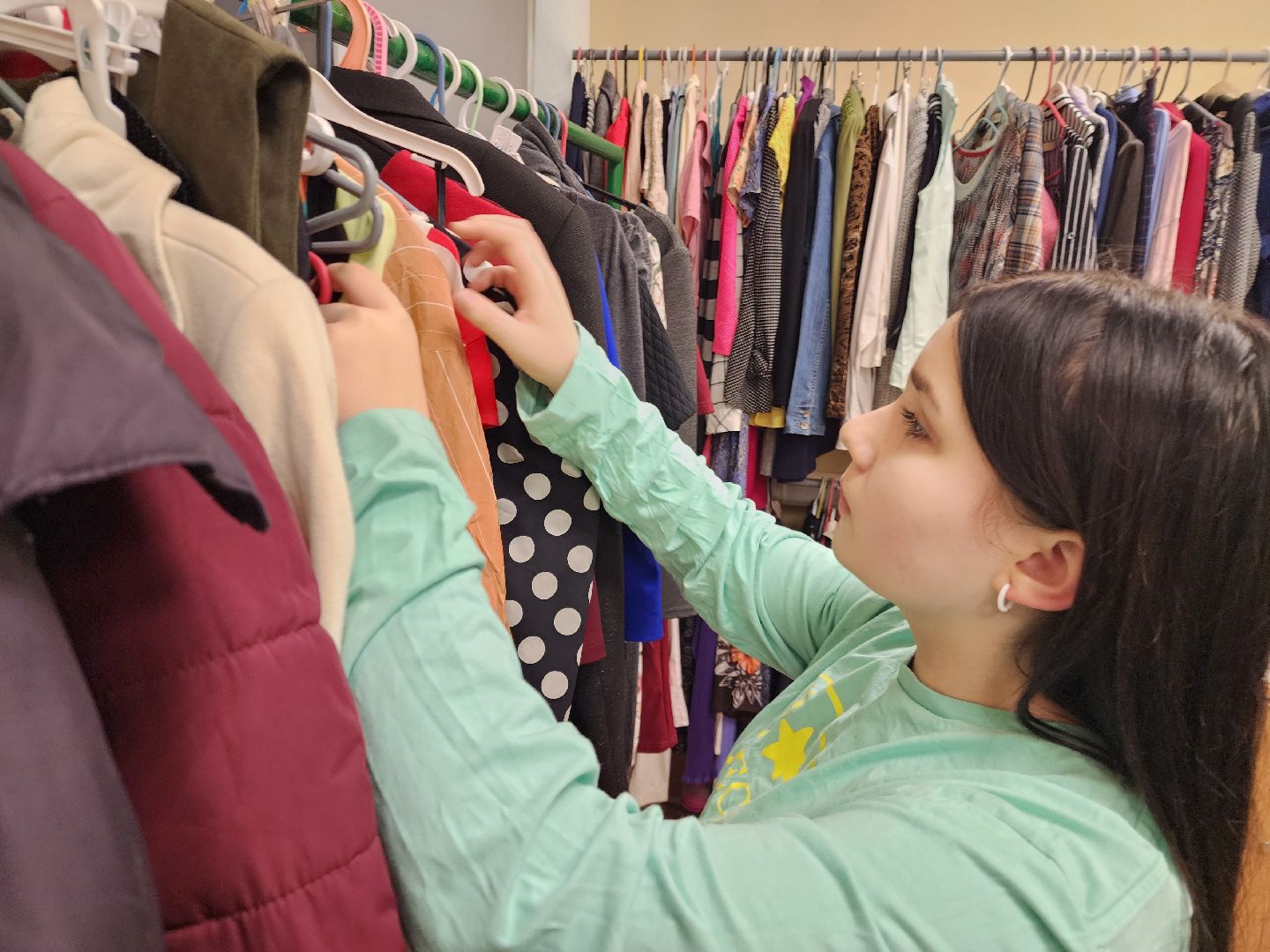 волонтеры, благотворительность, вертикалки,