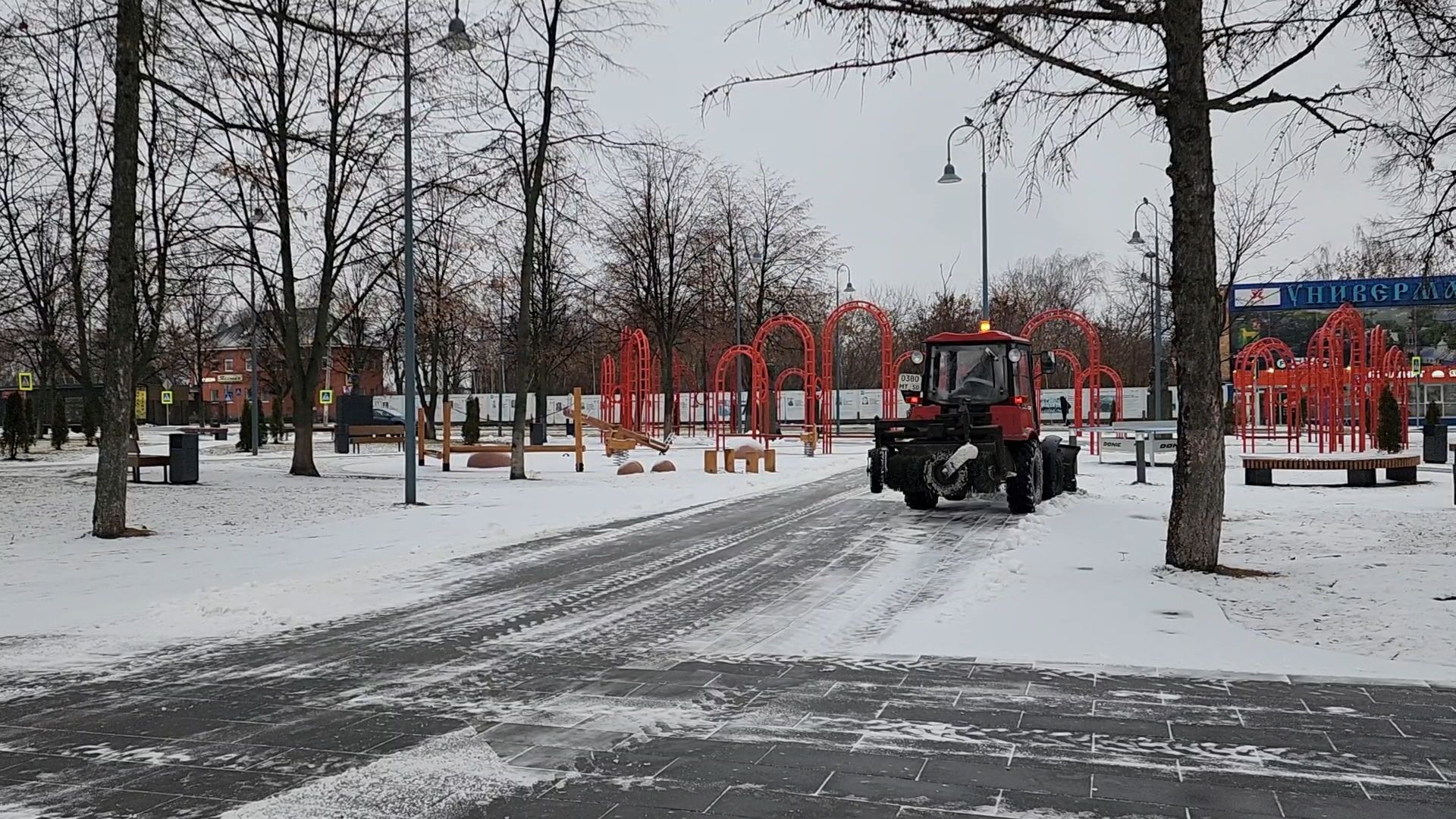 Бронницы, Площадь Тимофеева, Уборка снега,