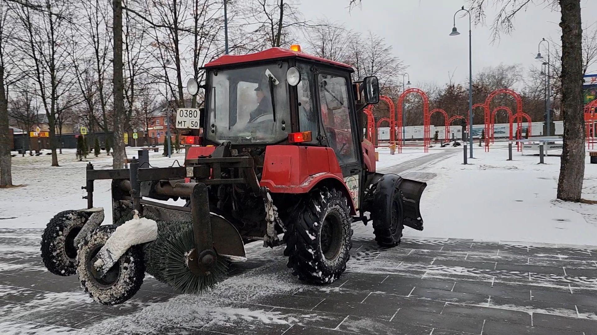 Бронницы, Площадь Тимофеева, Уборка снега,