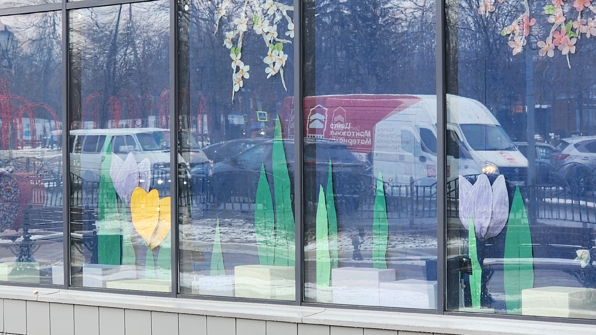 Бронницы, Подготовка к весне, Весеннее украшение города,