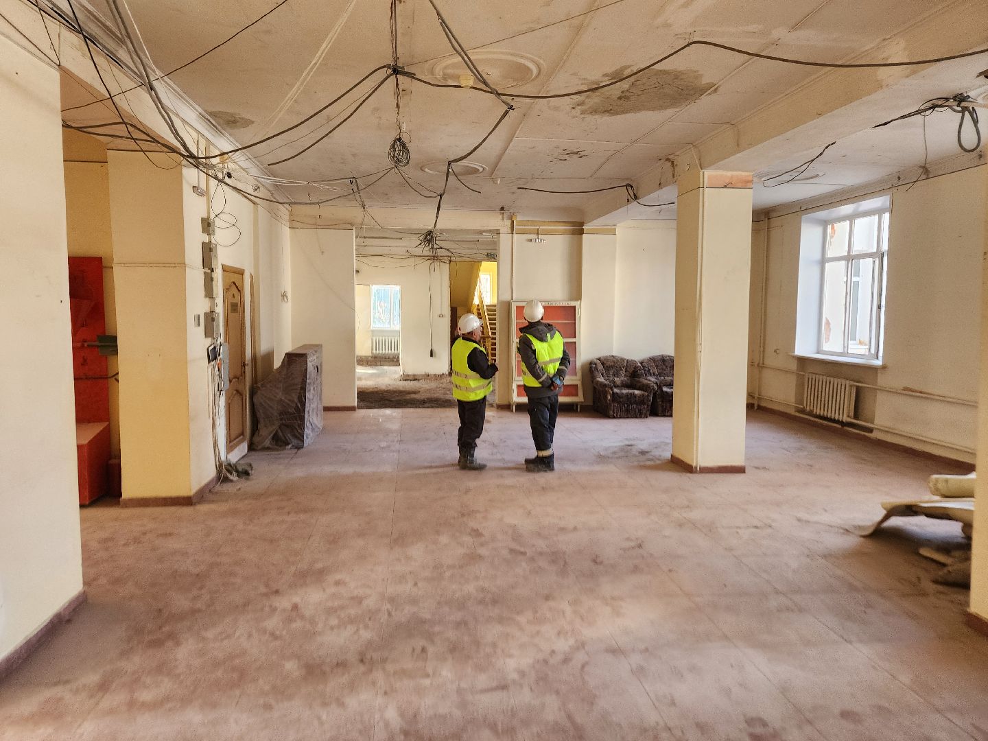 Чехов, улица Чехова 27, центр развития творчества детей и юношества, капремонт, реконструкция, обновление, комиссия, проверка, инспекция, виды и сроки работ, объем и качество работ, глава округа михаил собакин,