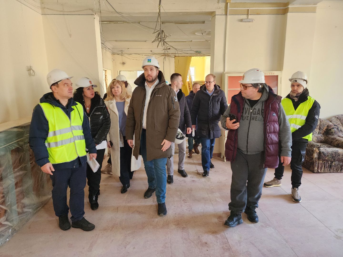 Чехов, улица Чехова 27, центр развития творчества детей и юношества, капремонт, реконструкция, обновление, комиссия, проверка, инспекция, виды и сроки работ, объем и качество работ, глава округа михаил собакин,