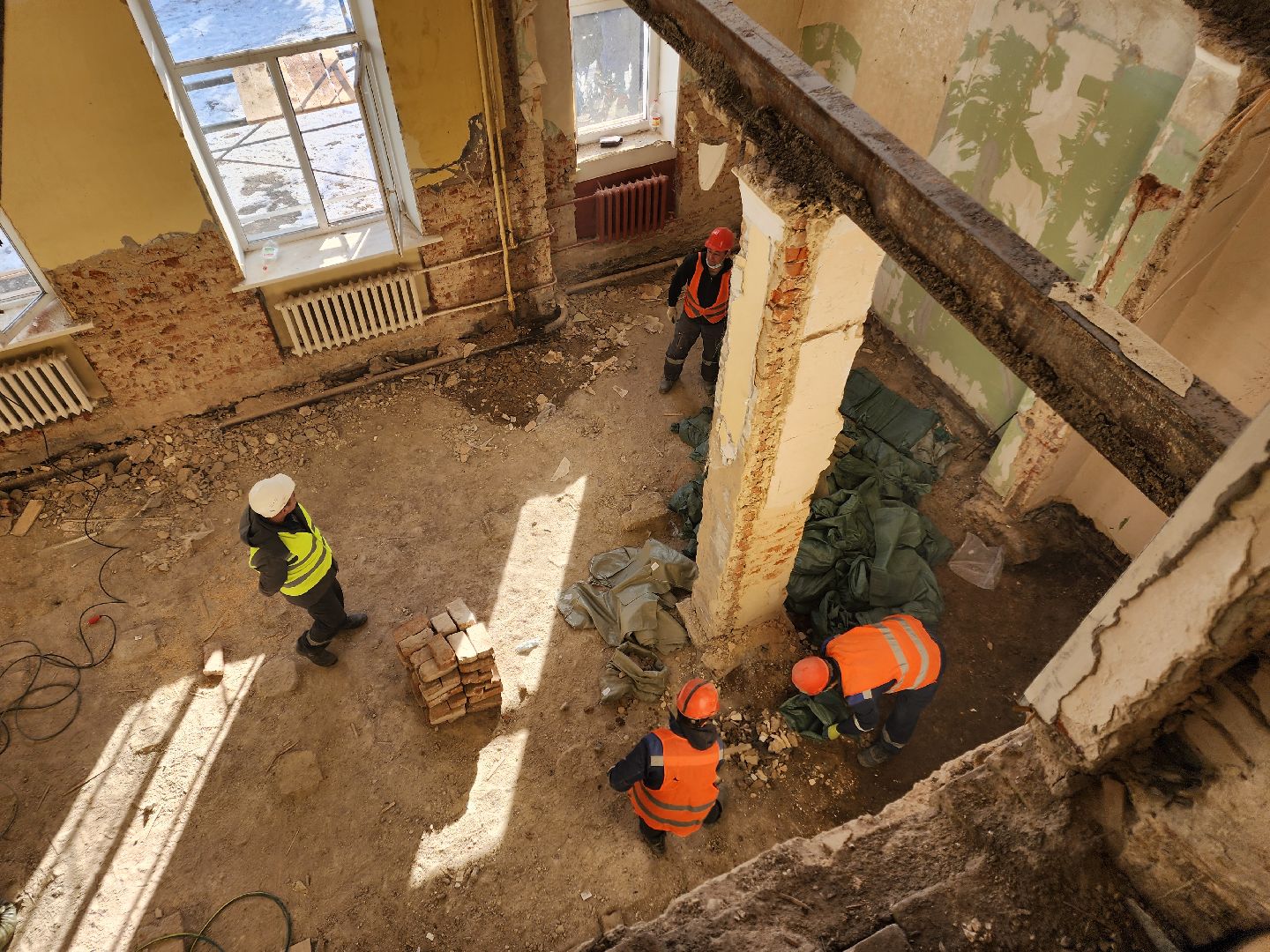 Чехов, улица Чехова 27, центр развития творчества детей и юношества, капремонт, реконструкция, обновление, комиссия, проверка, инспекция, виды и сроки работ, объем и качество работ, глава округа михаил собакин,