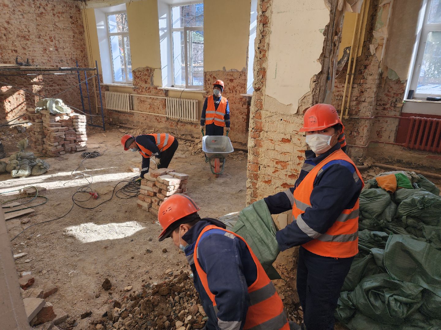 Чехов, улица Чехова 27, центр развития творчества детей и юношества, капремонт, реконструкция, обновление, комиссия, проверка, инспекция, виды и сроки работ, объем и качество работ, глава округа михаил собакин,