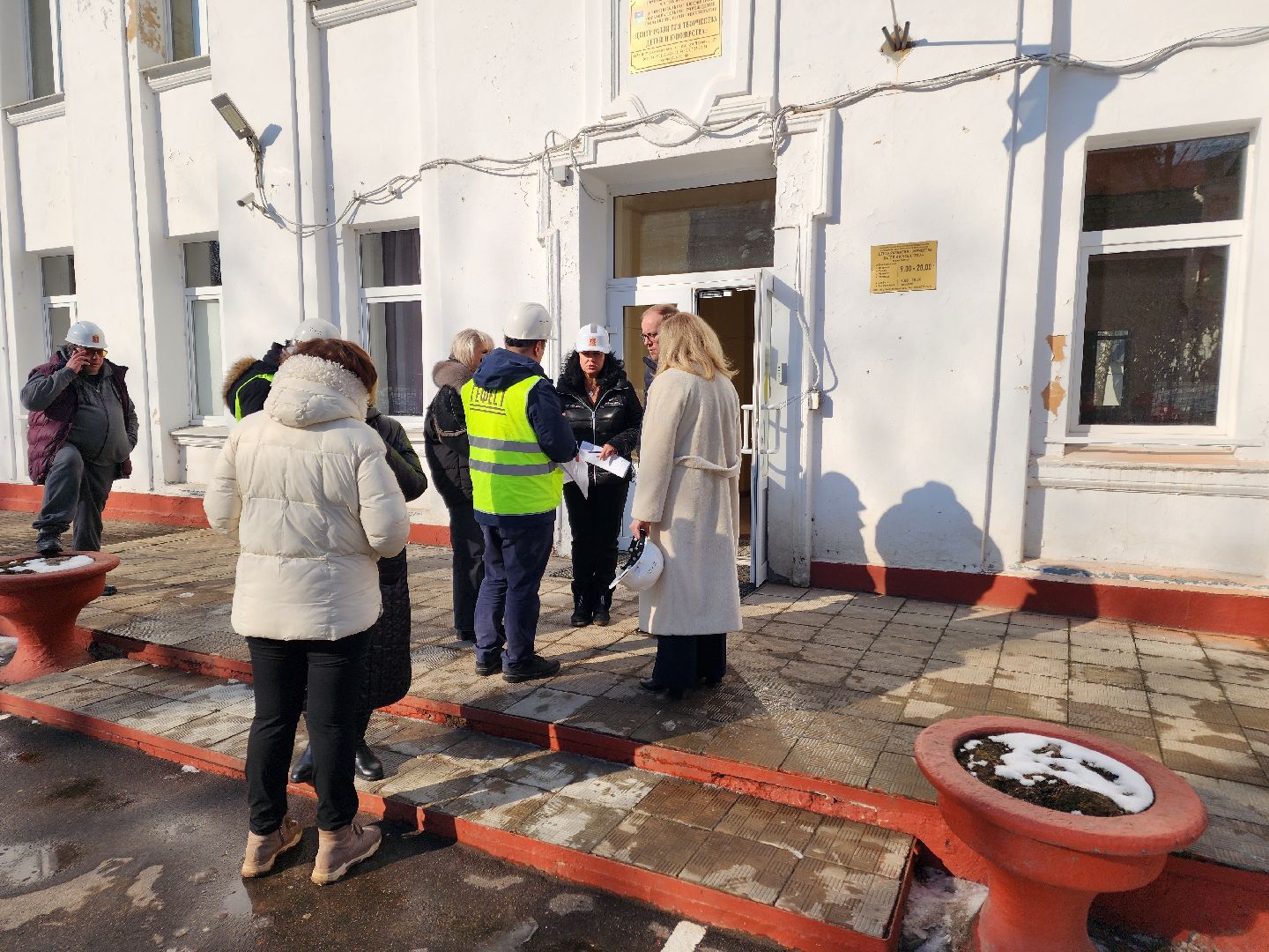 Чехов, улица Чехова 27, центр развития творчества детей и юношества, капремонт, реконструкция, обновление, комиссия, проверка, инспекция, виды и сроки работ, объем и качество работ, глава округа михаил собакин,