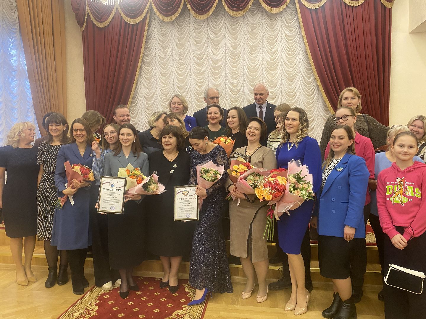 Педагог года - 2024, Власиха педагог года, педагогический дебют, Власиха школа Перспектива, Власиха школа Попова,