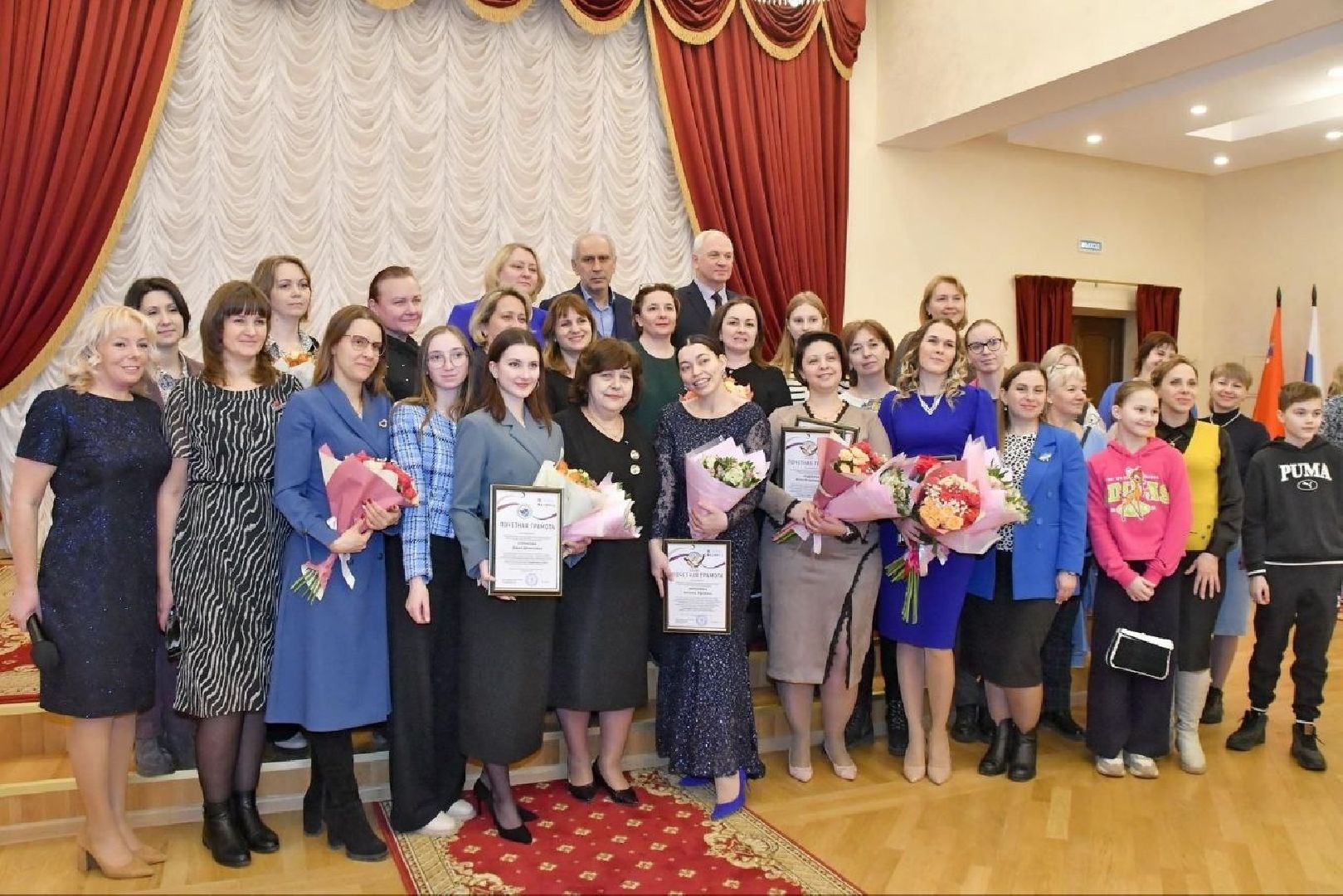 Педагог года - 2024, Власиха педагог года, педагогический дебют, Власиха школа Перспектива, Власиха школа Попова,