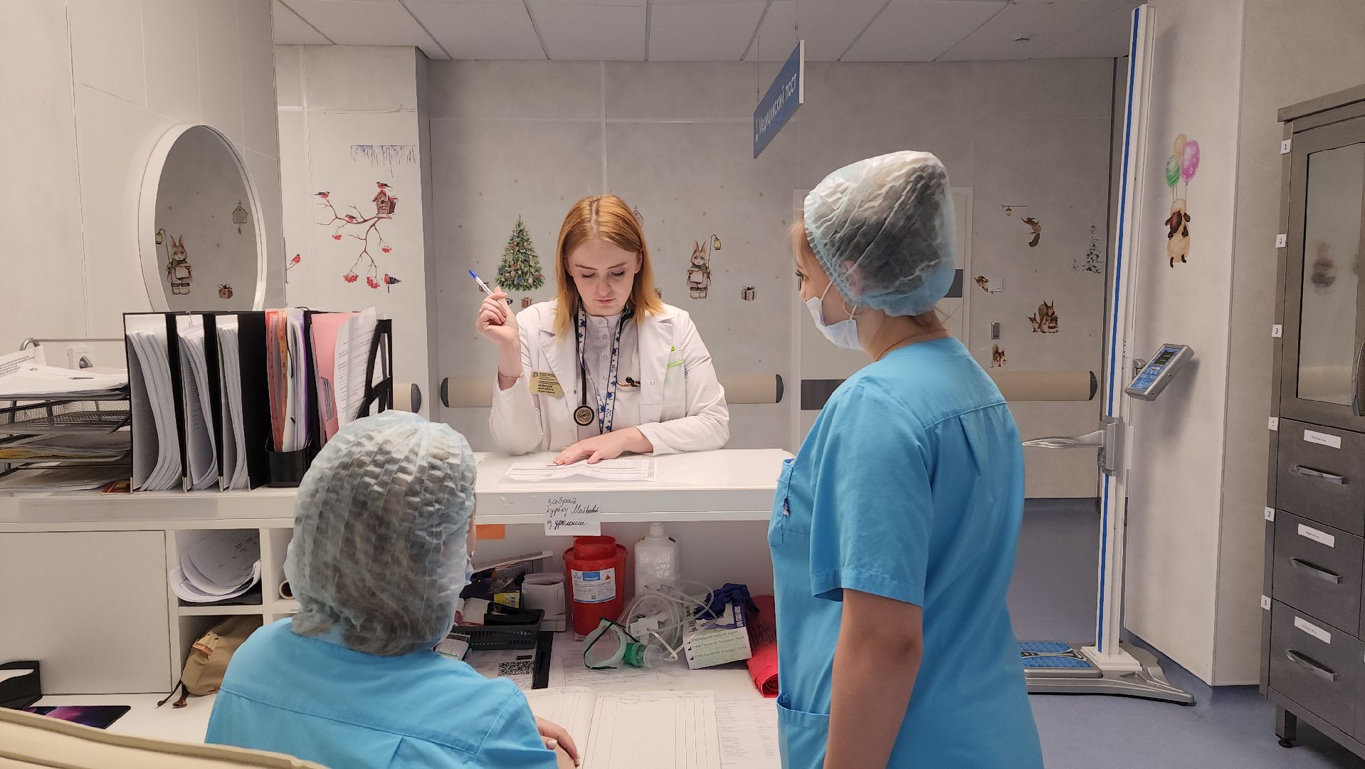 красногорск, дкц имени рошаля, женщина-врач, 8 марта,