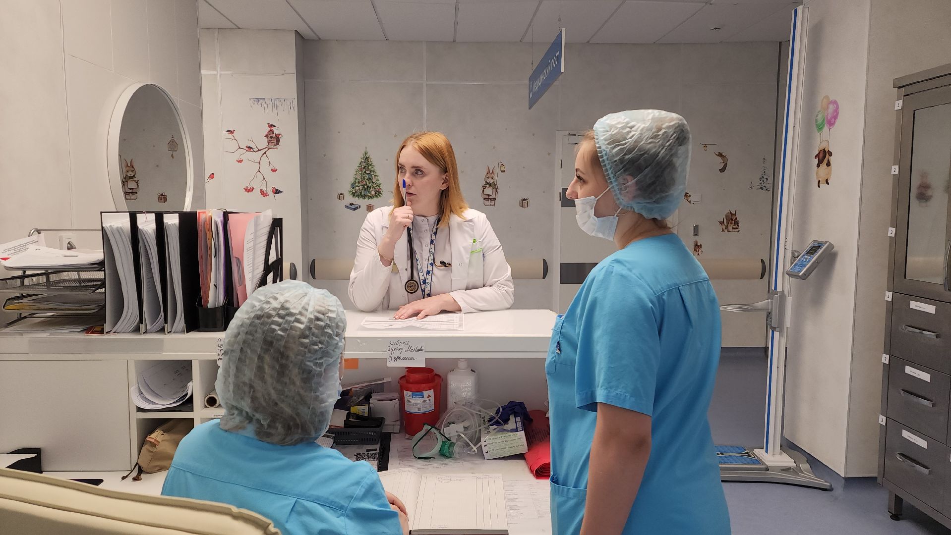 красногорск, дкц имени рошаля, женщина-врач, 8 марта,