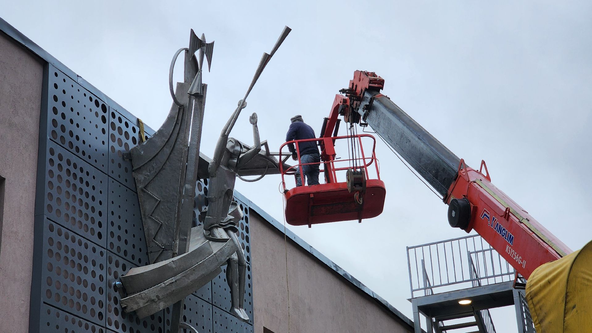 дк протон, скульптура, история, протвино,