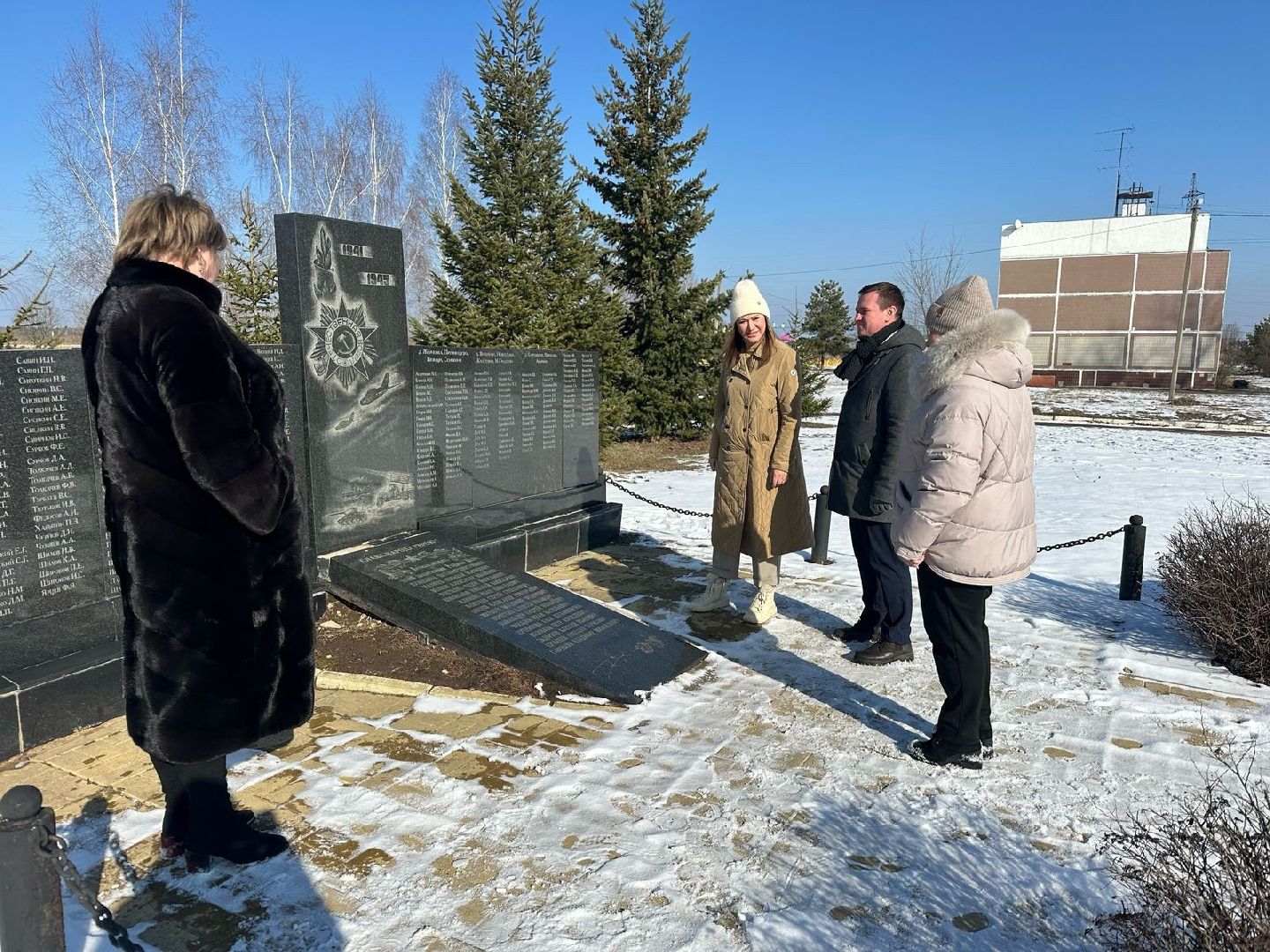 Серпухов, памятник воинам-землякам, большое грызлово,