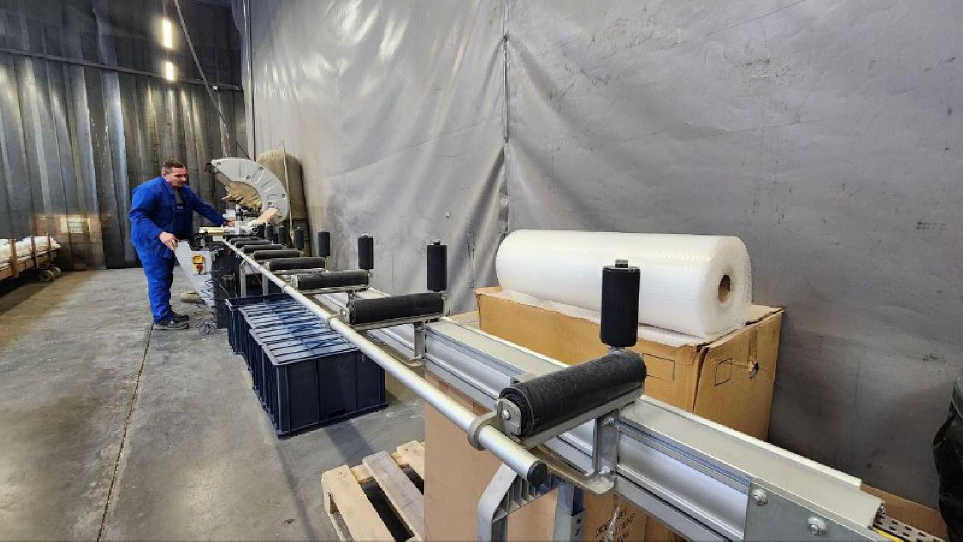 экономика, кадры, завод по производству оконного профиля,