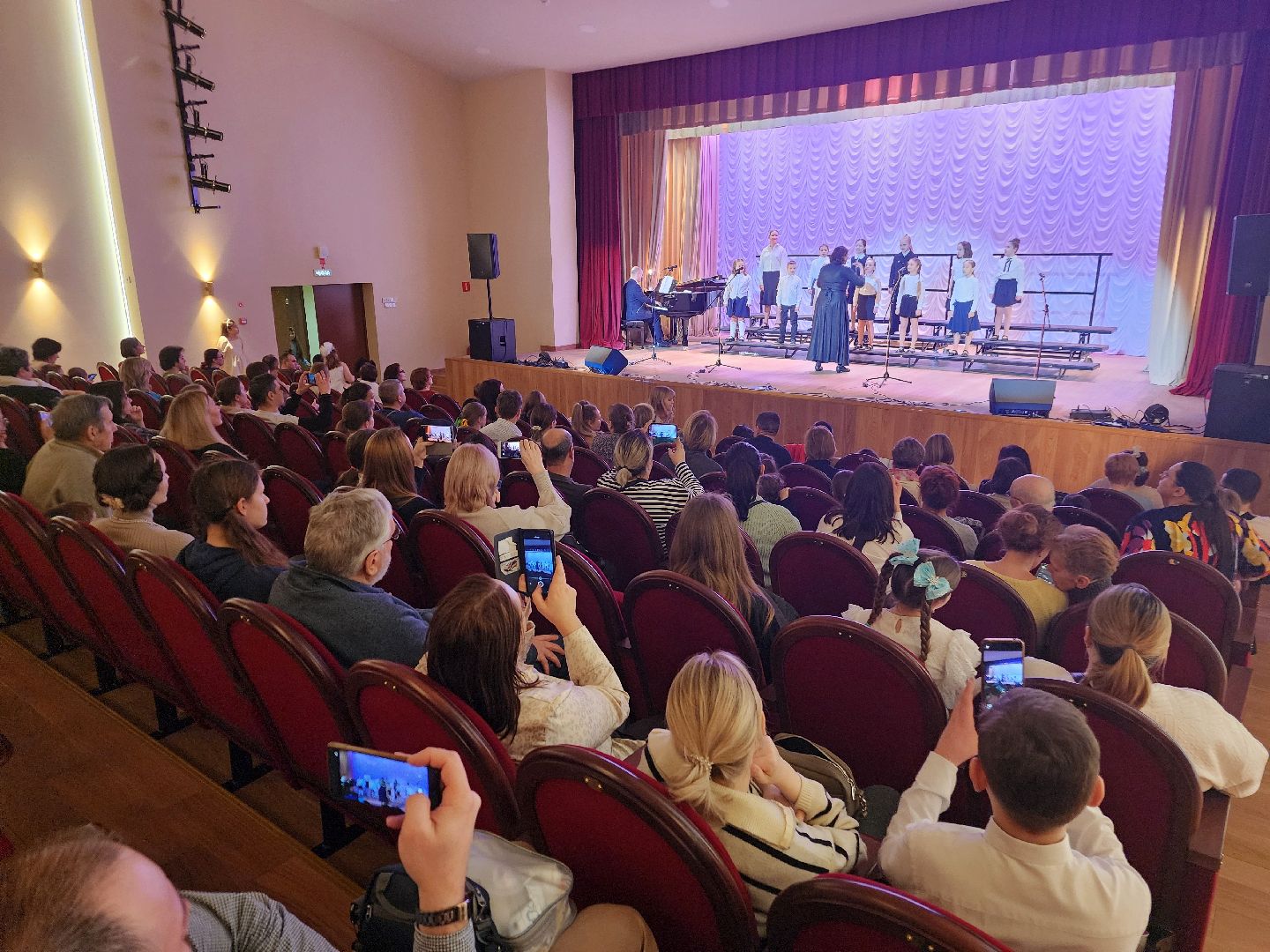 фрязино, дши, концерт, международный женский день,