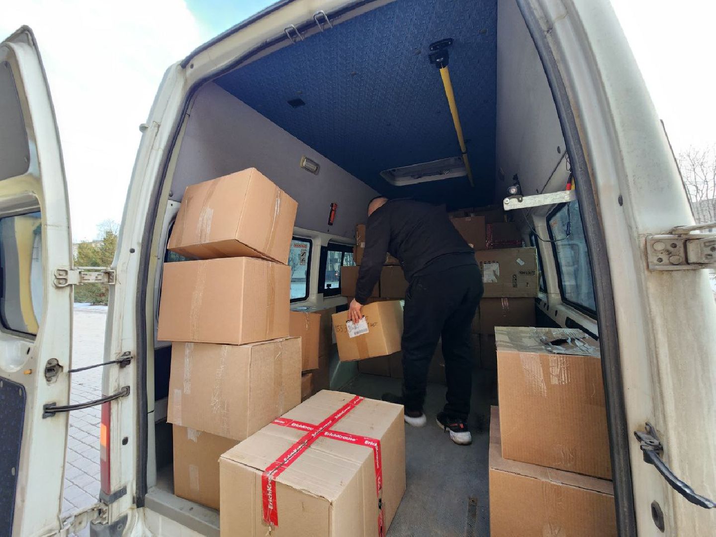 солнечногорск, гуманитарная помощь, помощь детям, жители, груз,