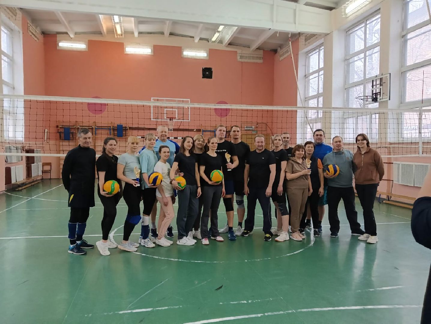 школа 12, волейбол, авангард, турнир по волейболу, учителя,