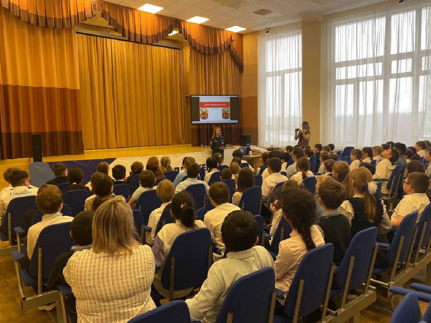 МайяГузенко, пожарныйинспектор, девушкаинспектор, девушкавпогонах, пожарнаячасть4,