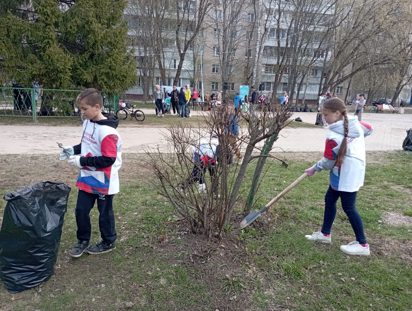 благоустройство, юные инспекторы дорожного движения, субботник, Дубна