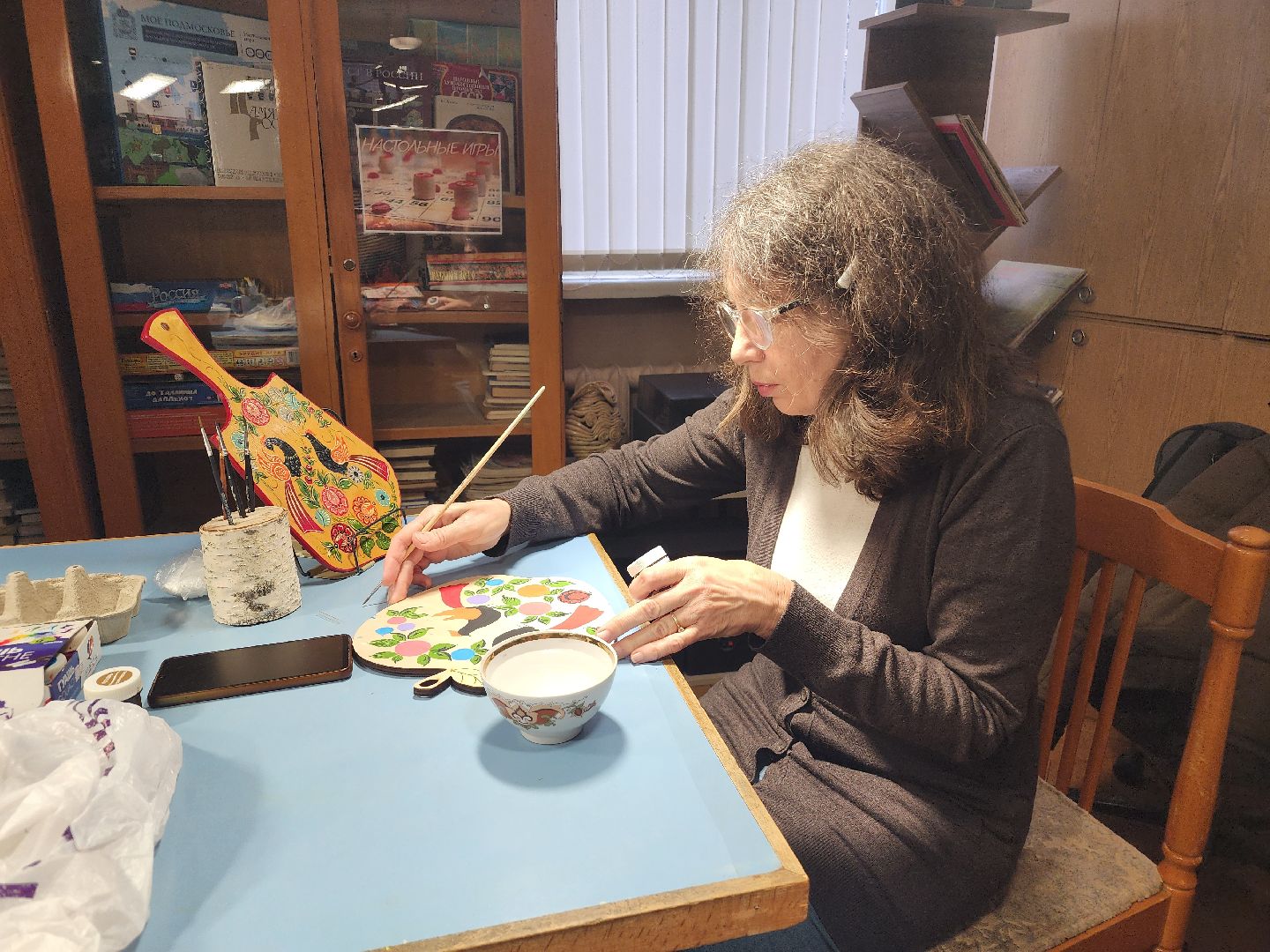 фрязино, художники, роспись по дереву, мастер-класс,