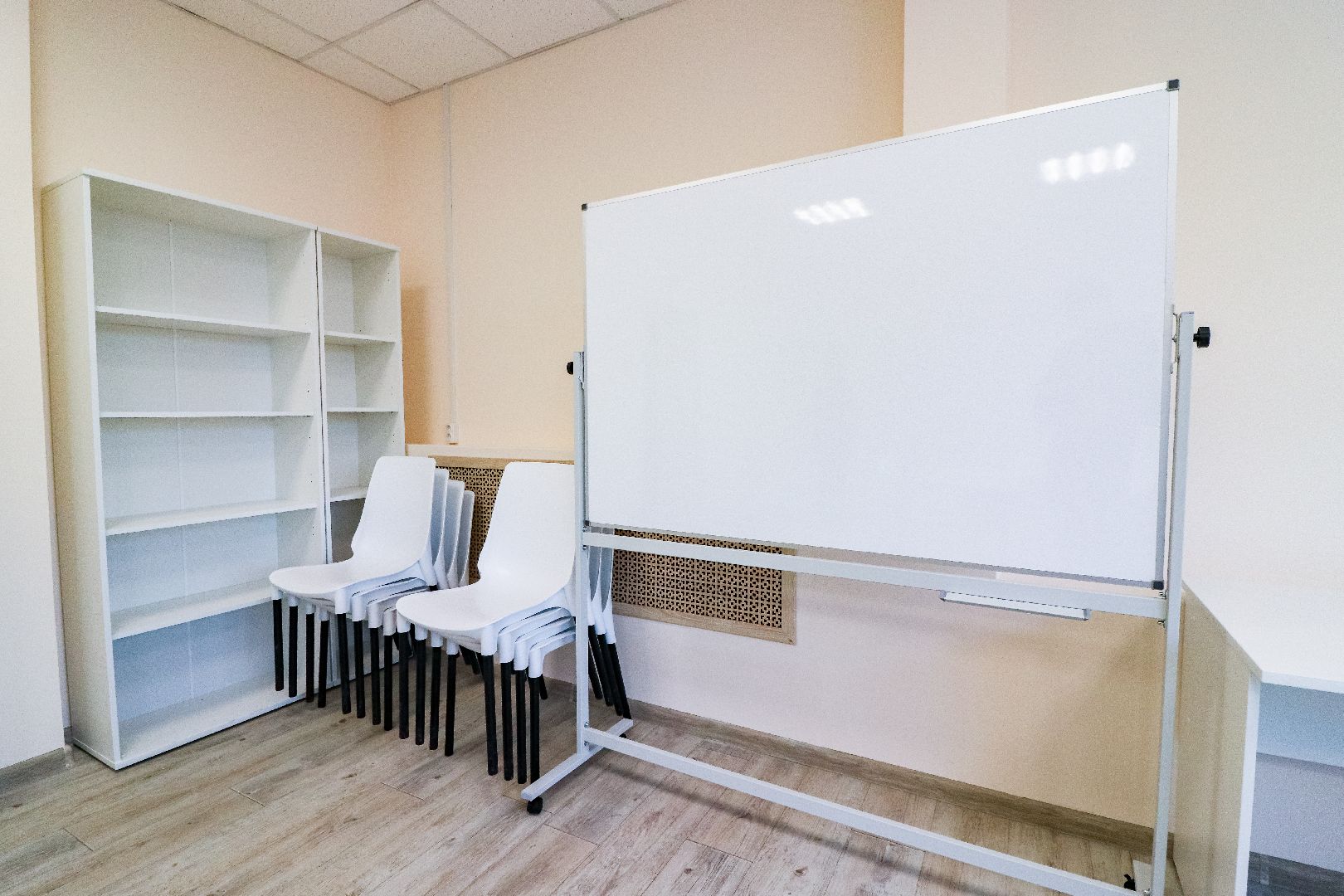 Клин, общество, культура, клубы, строительство, кукольная сцена, вертикалки,