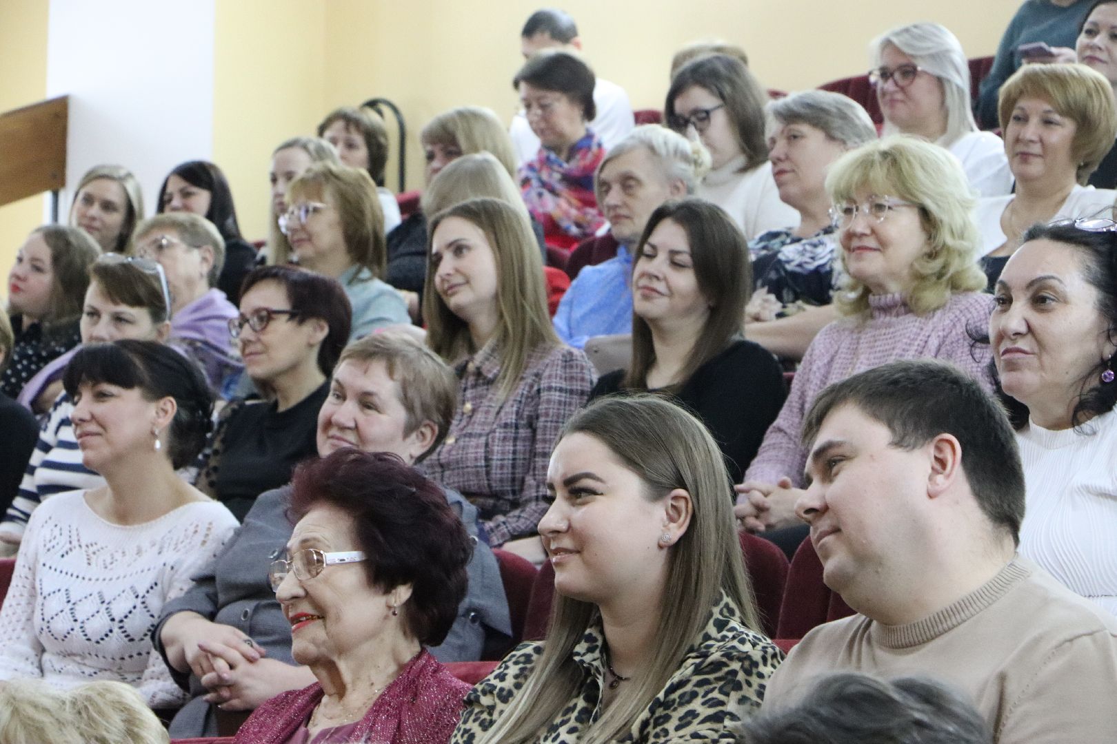 серебряные пруды, концерт, международный женский день, администрация серебряных прудов, 8 марта, глава серебряных прудов,