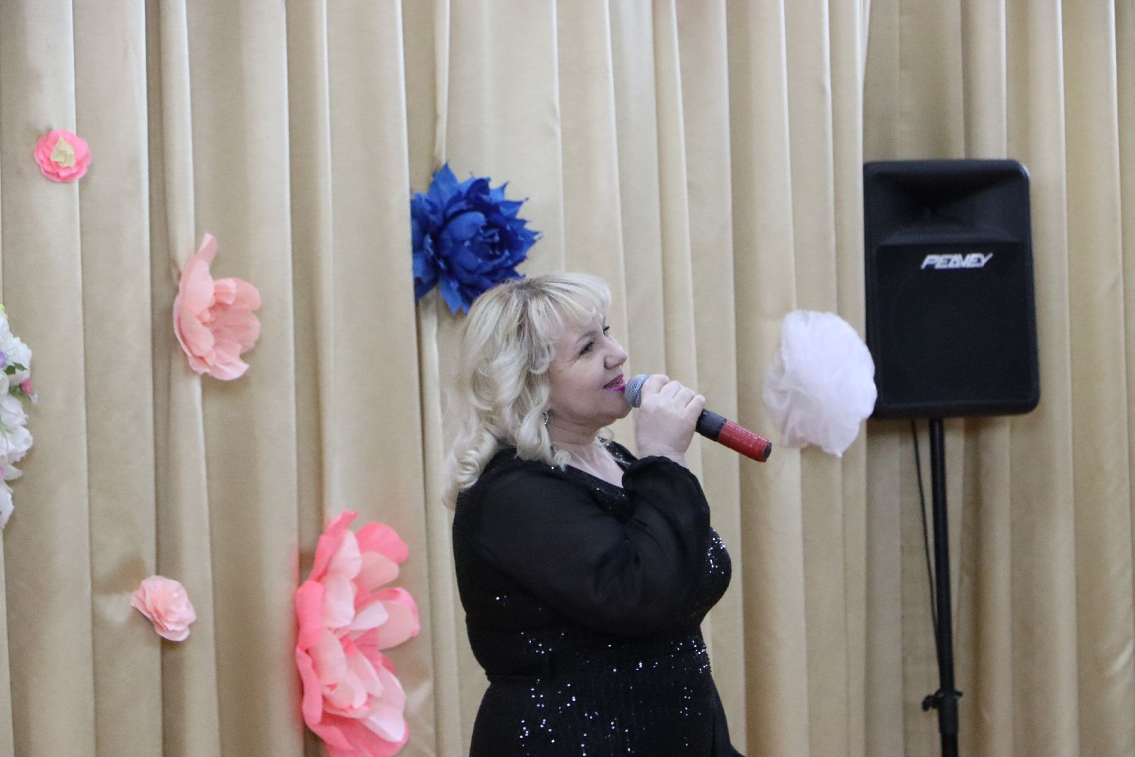 серебряные пруды, концерт, международный женский день, администрация серебряных прудов, 8 марта, глава серебряных прудов,