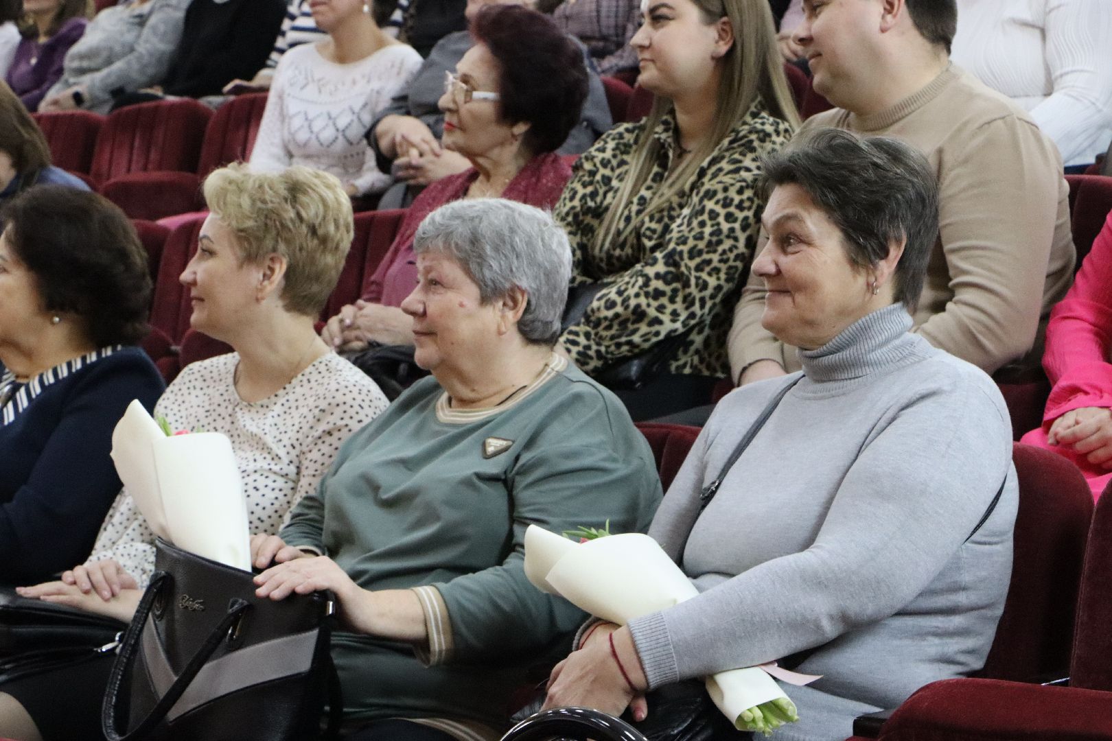 серебряные пруды, концерт, международный женский день, администрация серебряных прудов, 8 марта, глава серебряных прудов,