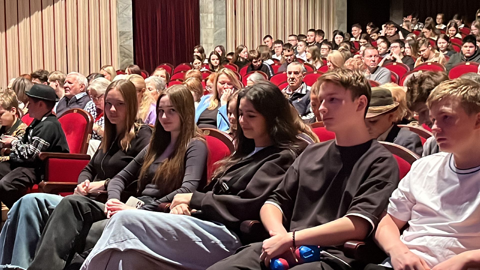 наро-фоминск, поэтический театр, театр Элегия, урок как спектакль, образование Подмосковья,