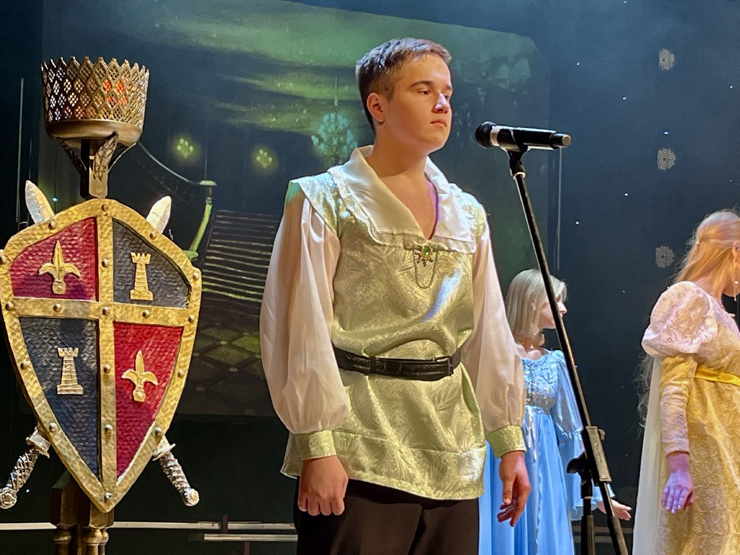 наро-фоминск, поэтический театр, театр Элегия, урок как спектакль, образование Подмосковья,