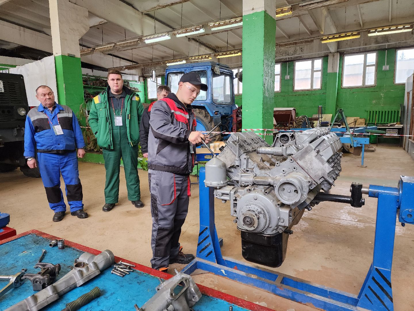 раменское, образование, раменский дорожно-строительный техникум, чемпионат профессионалы 2025,управление автогрейдером,