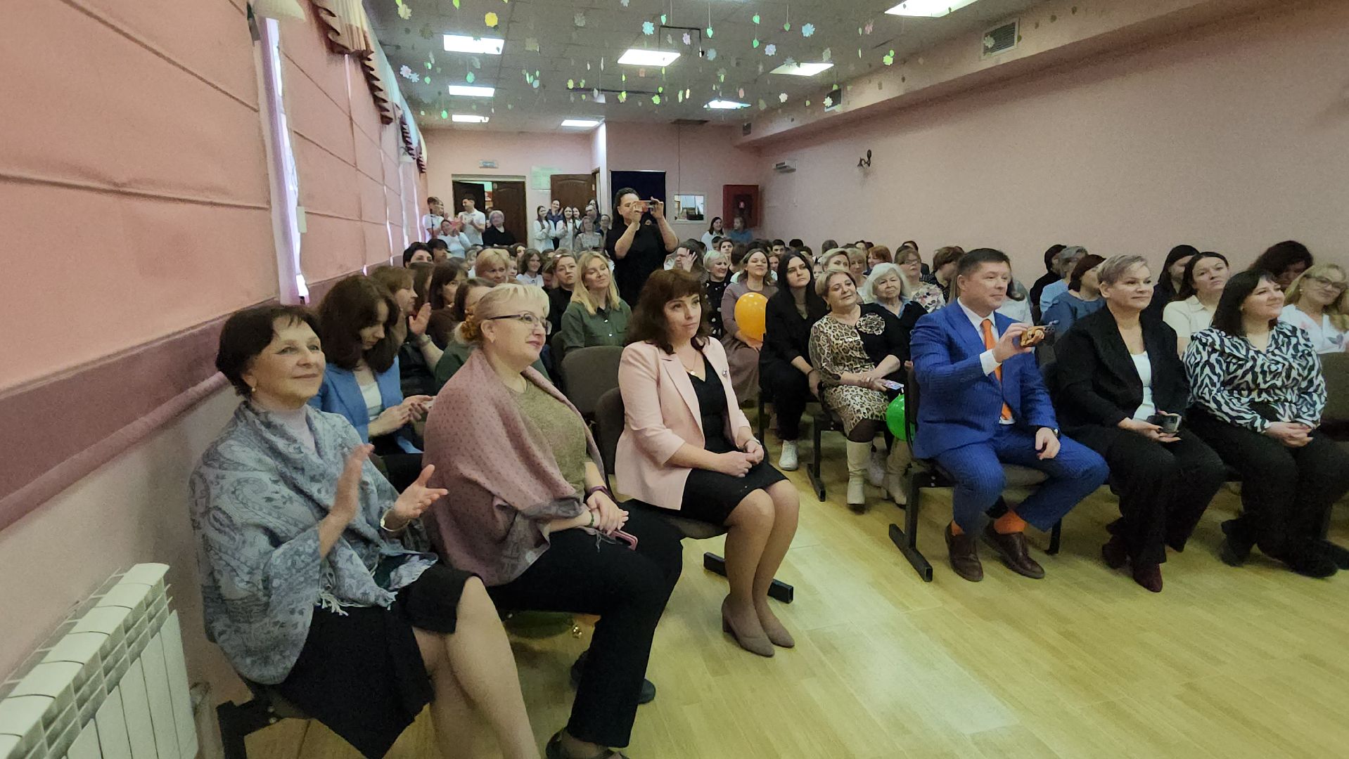 Школа, 8 марта, Концерт,Поздравление, Истра,