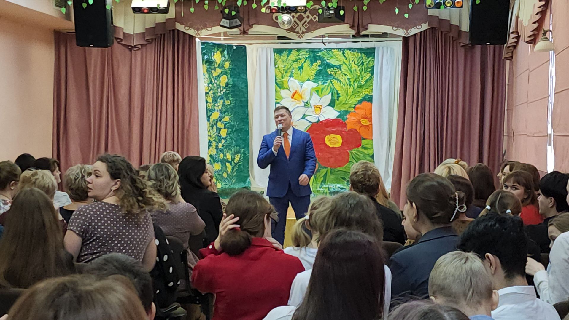 Школа, 8 марта, Концерт,Поздравление, Истра,