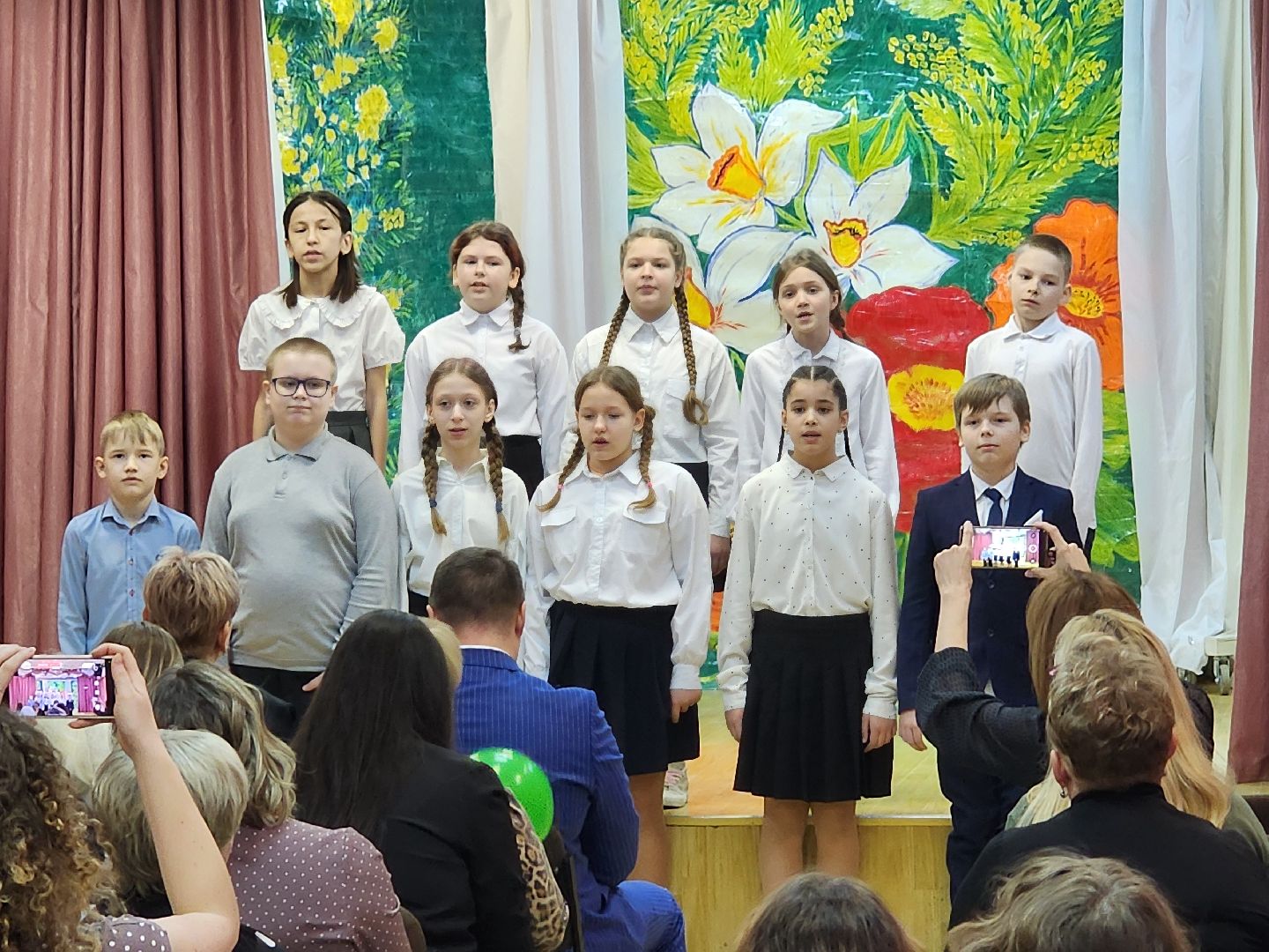 Школа, 8 марта, Концерт,Поздравление, Истра,
