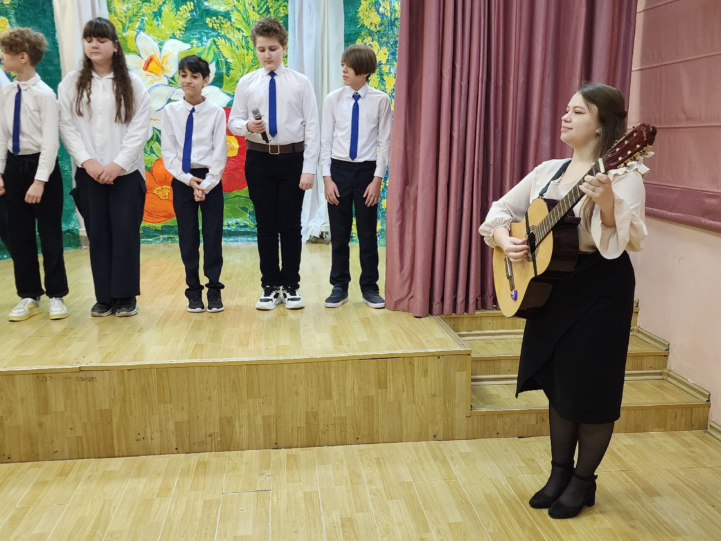 Школа, 8 марта, Концерт,Поздравление, Истра,