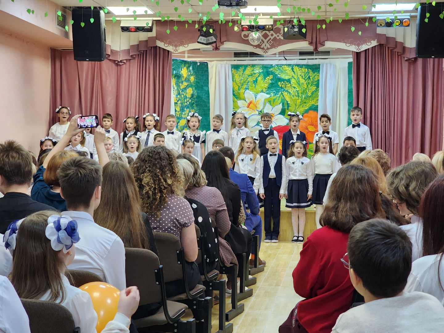 Школа, 8 марта, Концерт,Поздравление, Истра,