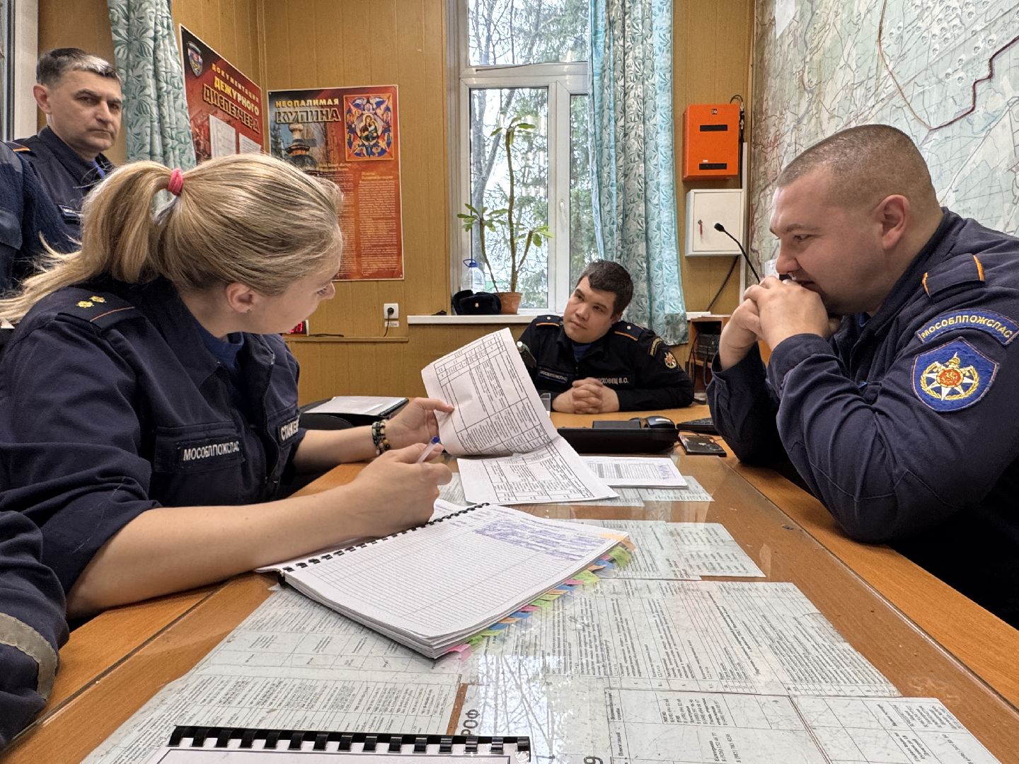 8 марта, женщина-спасатель, не женское дело, МЧС России,