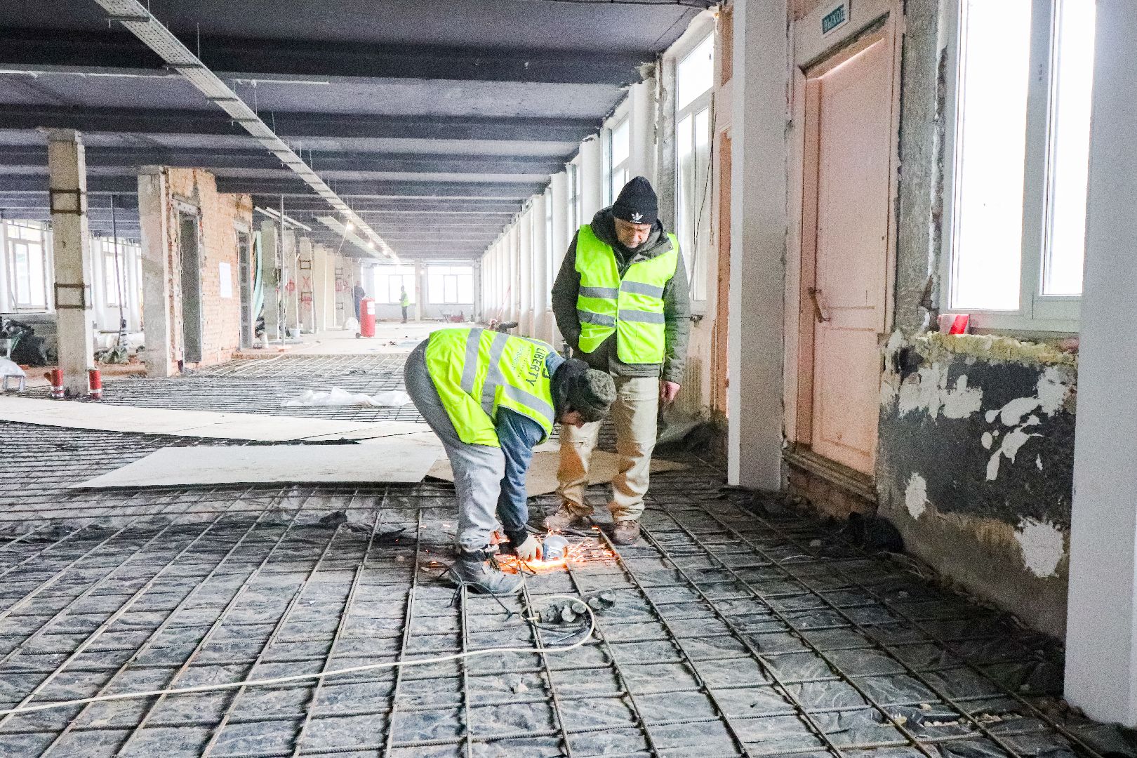 Клин, общество, строительство, ремонт школы, вертикалки,