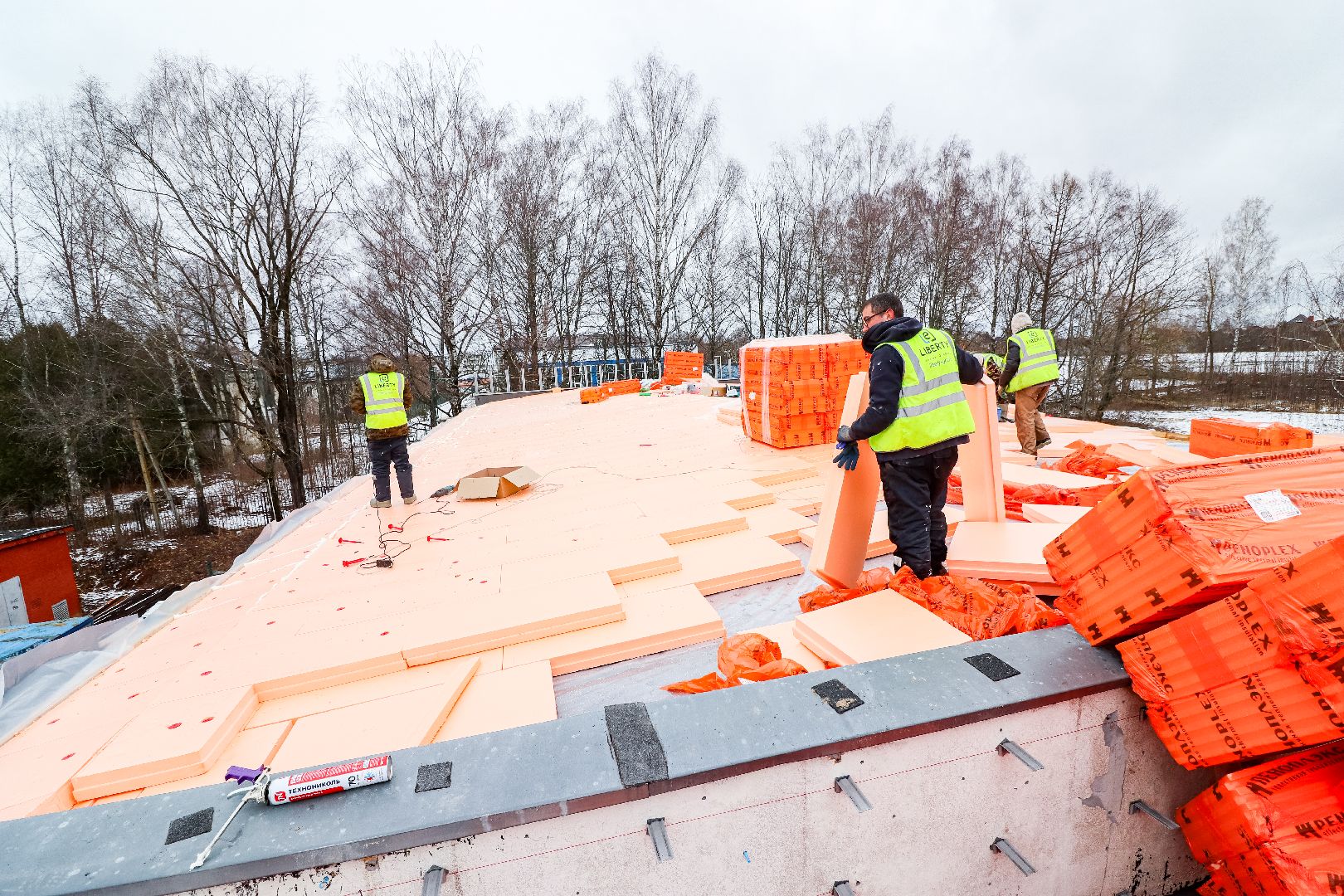 Клин, общество, строительство, ремонт школы, вертикалки,