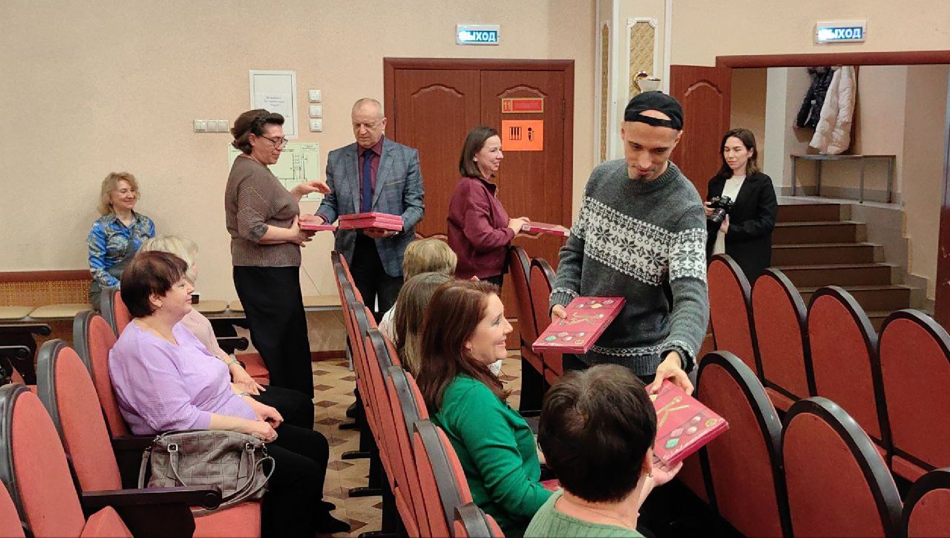 8 марта, женский день, музыкальная школа, прекрасная половина,