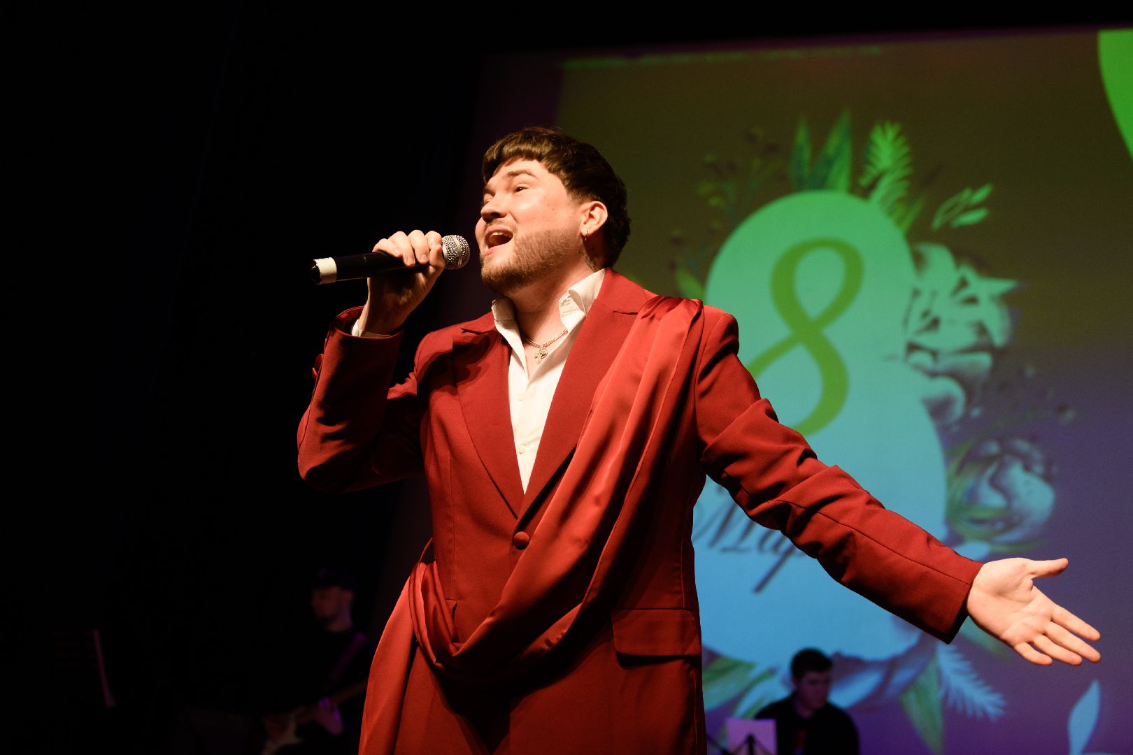 лыткарино, дк цм лыткарино, вадим евтеев, илья викторов, концерт к 8 марта, международный женский день, вертикалки,