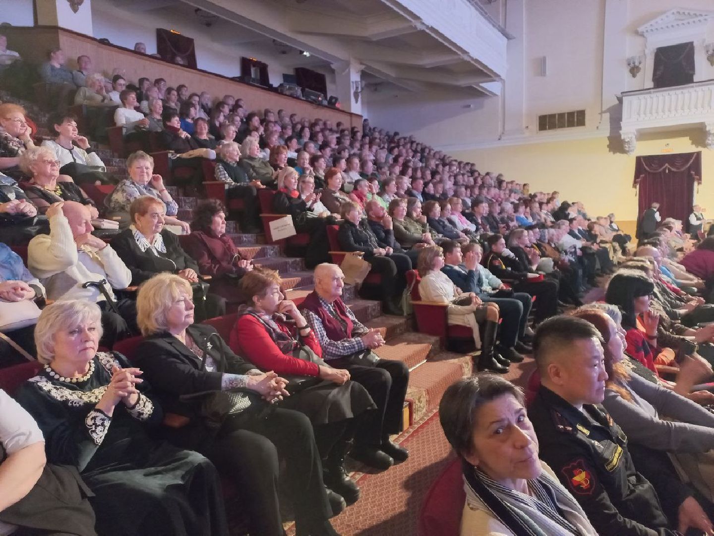 сергиев посад, 8 марта, концерт, женский день, дк гагарина,