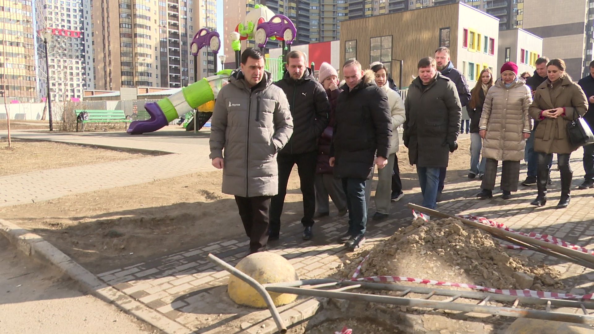 реутов, благоустройство, месяц чистоты, уборка города,