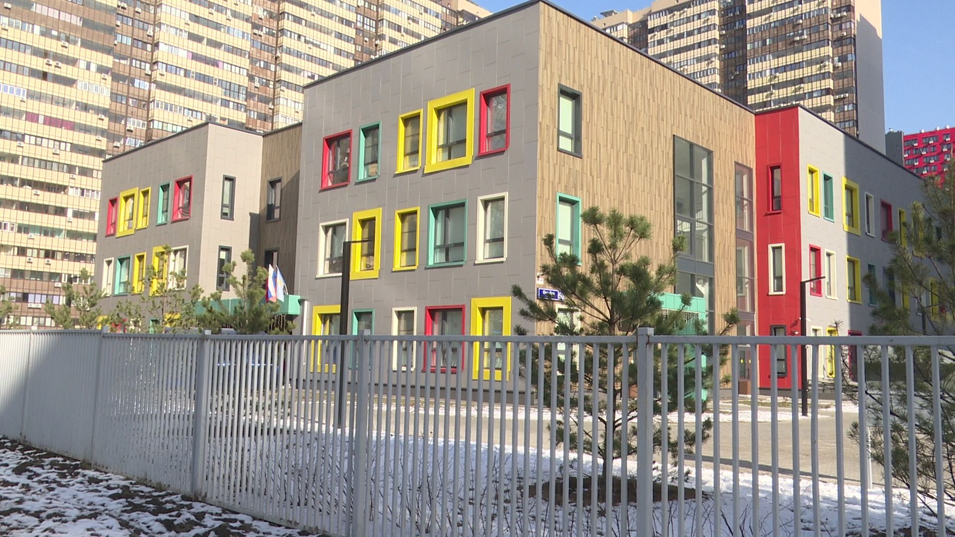 реутов, благоустройство, месяц чистоты, уборка города,