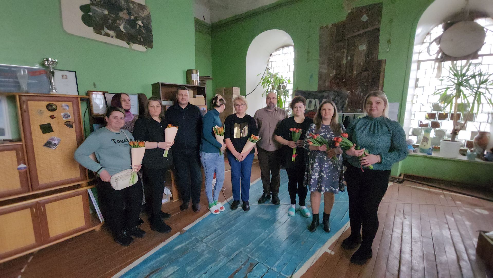 серпухов, распятский храм, улица калужская, поздравление женщин с 8 марта, волонтеры, сво,