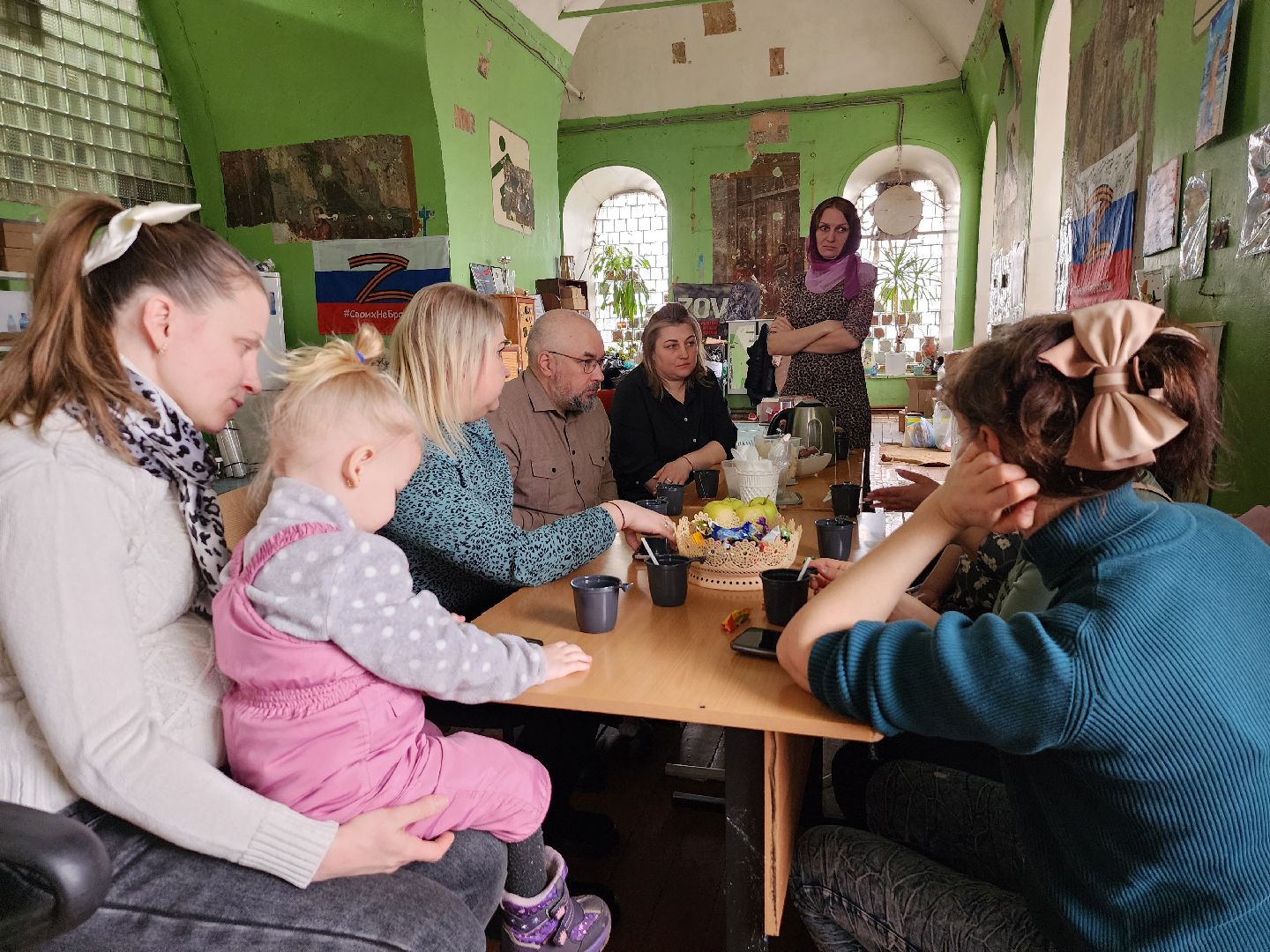 серпухов, распятский храм, улица калужская, поздравление женщин с 8 марта, волонтеры, сво,