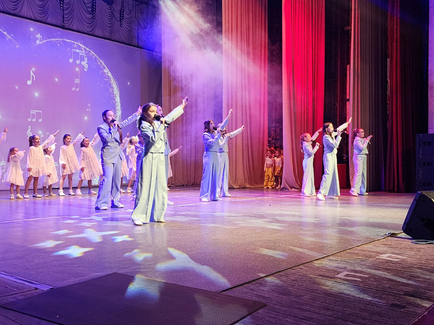 фрязино, концерт, международный женский день, семьи участников сво,