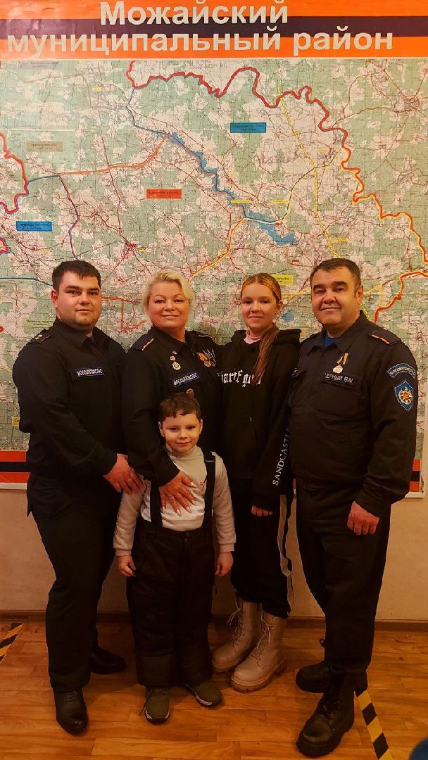 можайск, можайский городской округ, подмосковье, 8 марта, спасатель, профессия, Мособлпожспас,