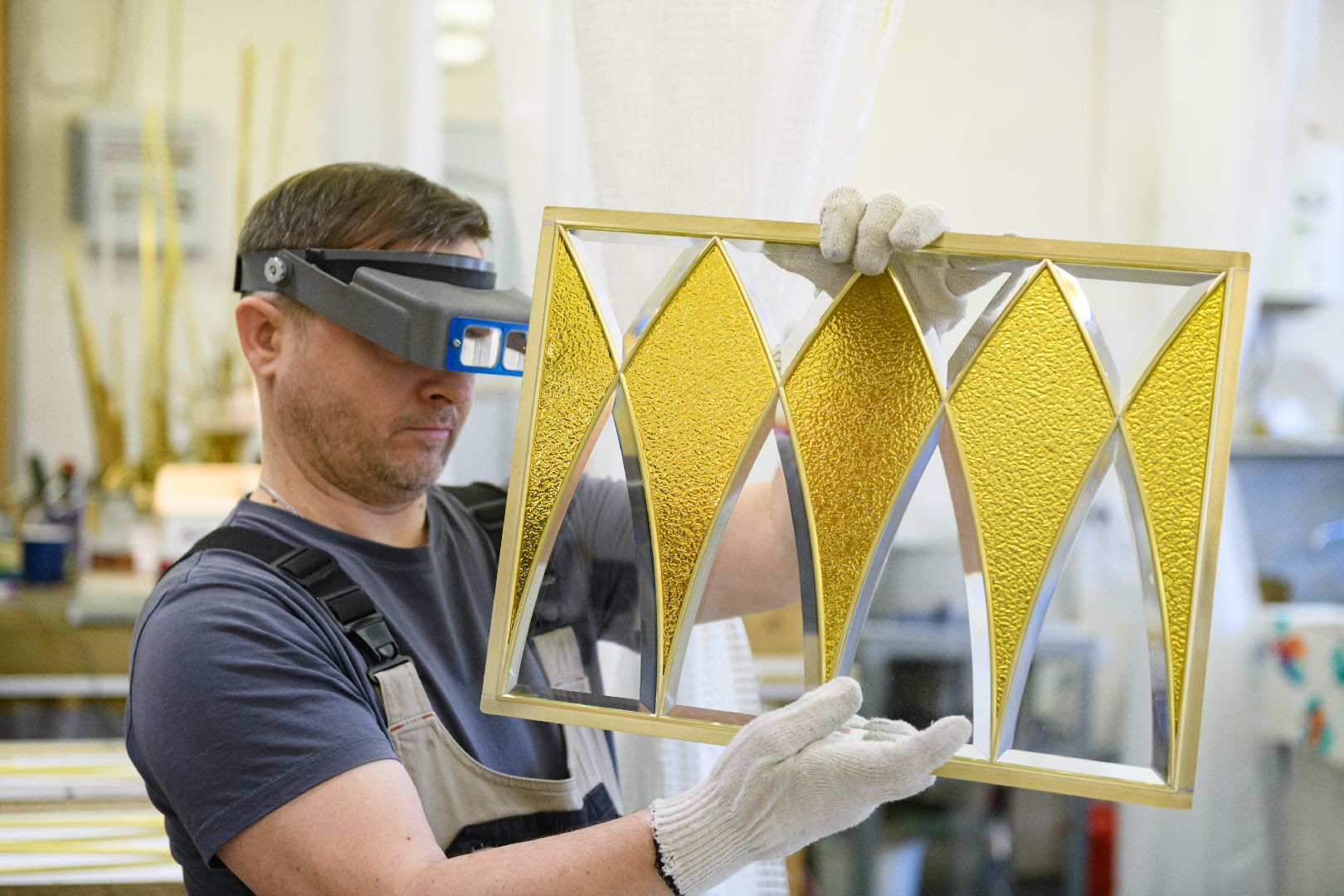 витражная мастерская, лыткарино, экономика, дом с рыцарем, дом шугаевых, витражи, вертикалки,